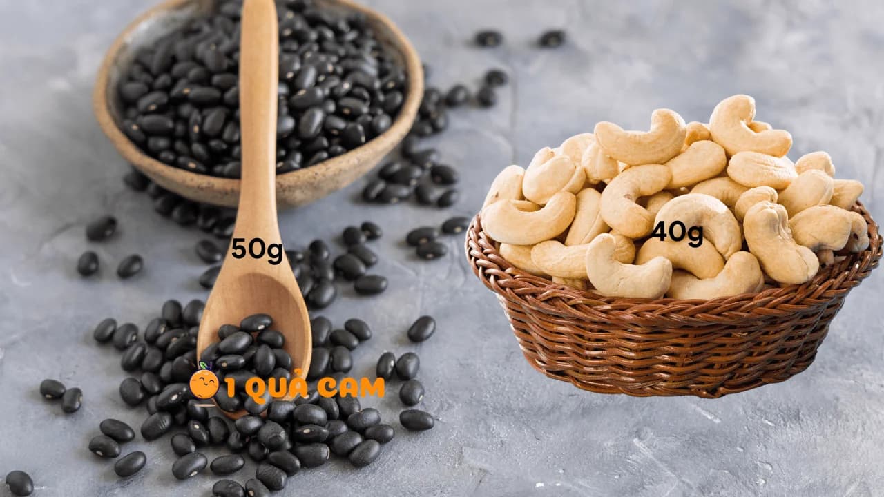 Sữa đậu đen hạt điều thơm bùi