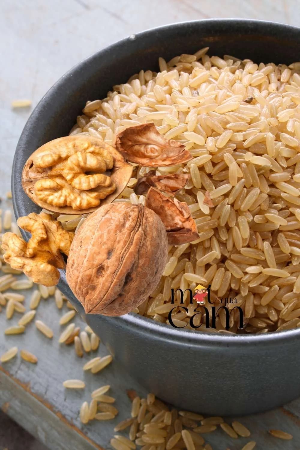Sữa gạo lứt hạt óc chó