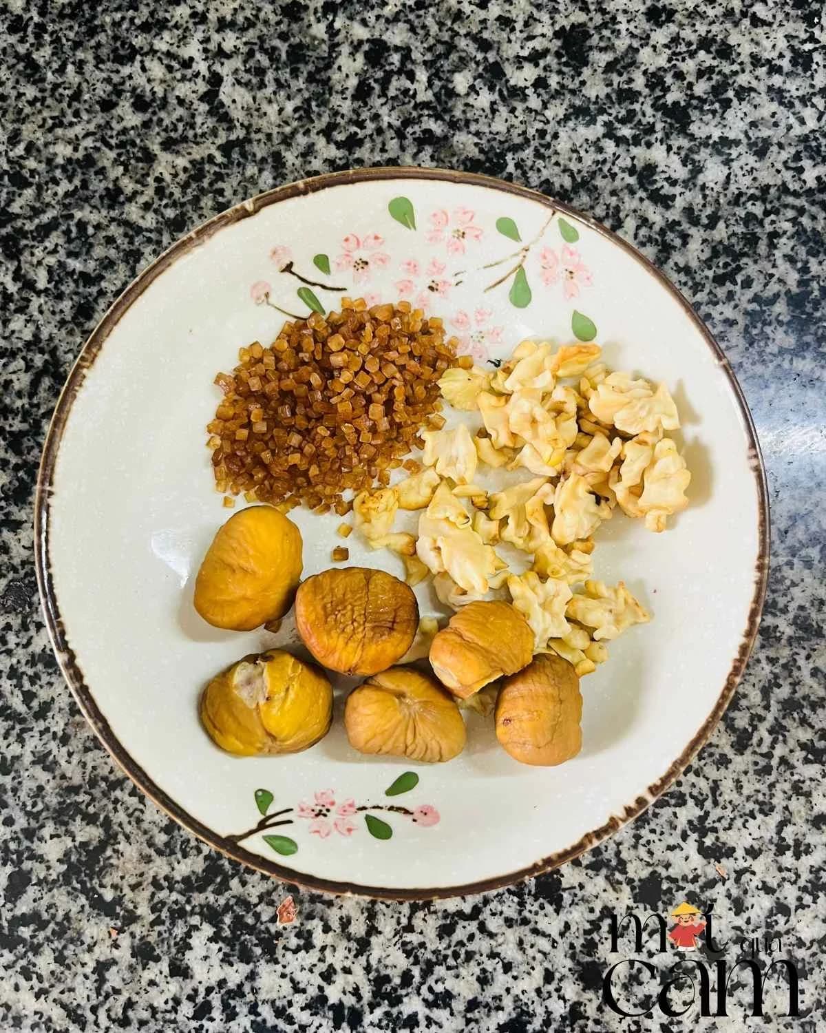 Cách làm sữa hạt dẻ óc chó
